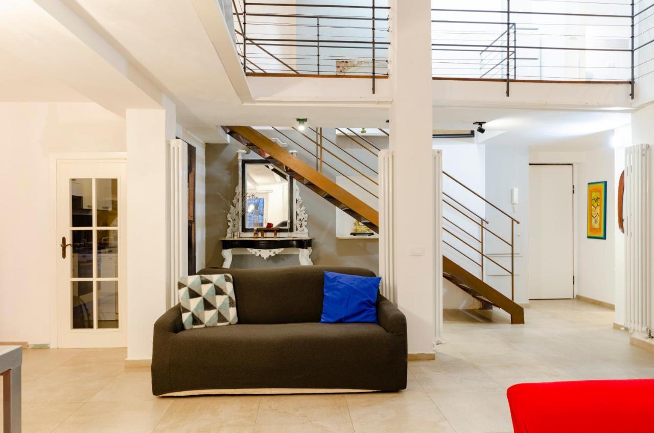 Joivy Vibrant Open-Plan Apt For 6 In Historic Centre Lejlighed Genova Eksteriør billede