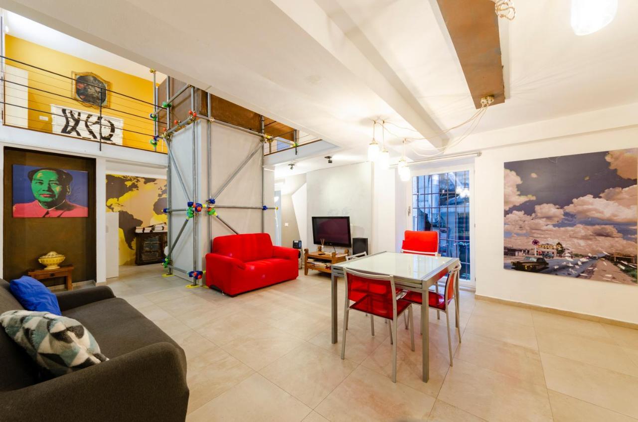 Joivy Vibrant Open-Plan Apt For 6 In Historic Centre Lejlighed Genova Eksteriør billede