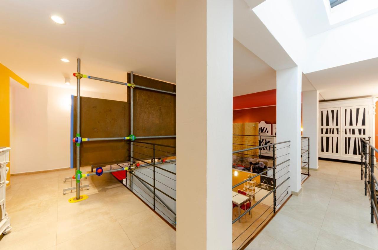 Joivy Vibrant Open-Plan Apt For 6 In Historic Centre Lejlighed Genova Eksteriør billede