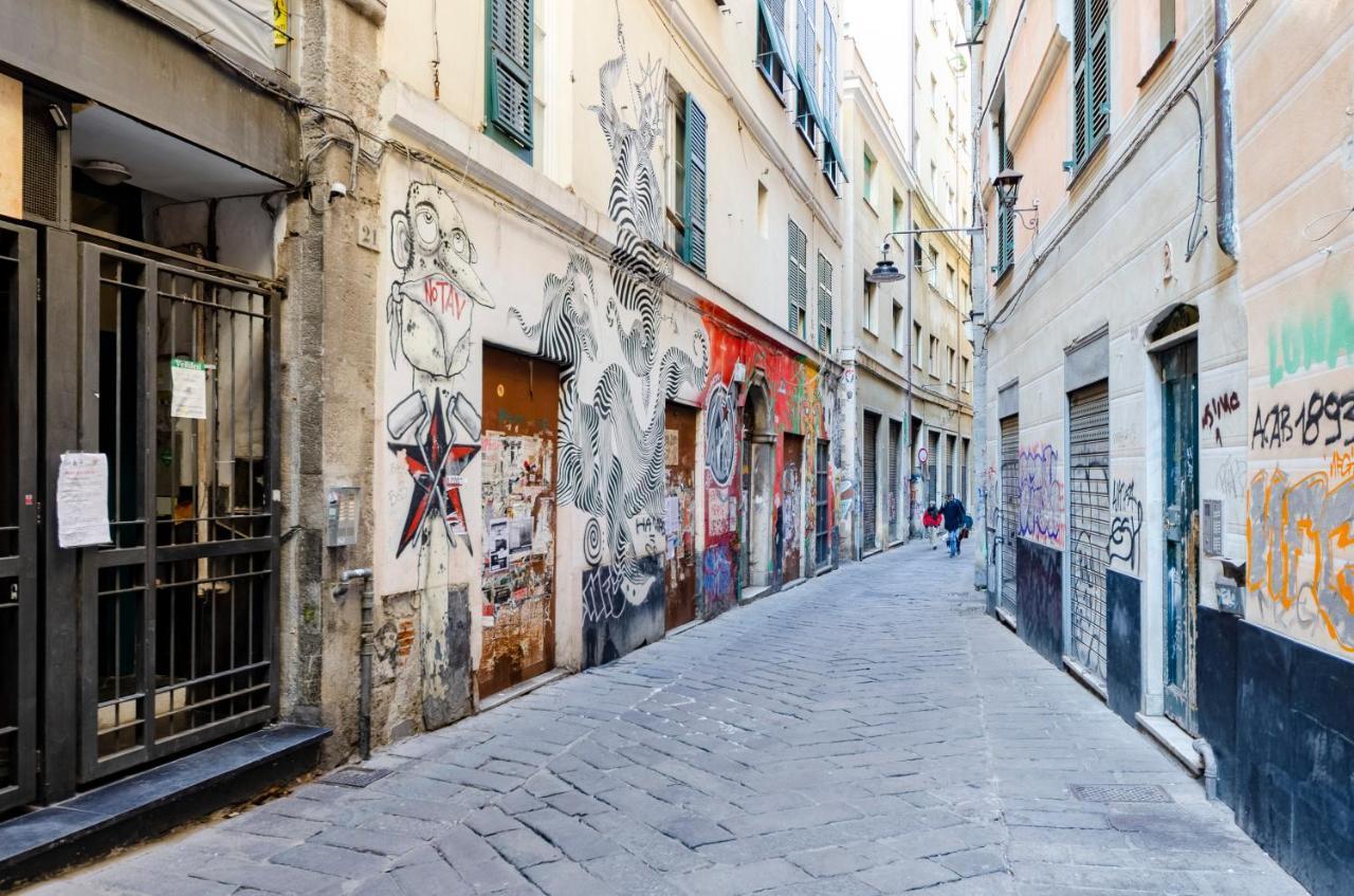 Joivy Vibrant Open-Plan Apt For 6 In Historic Centre Lejlighed Genova Eksteriør billede