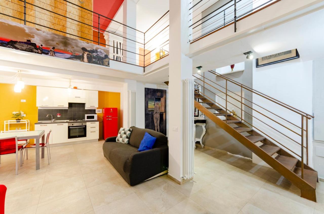 Joivy Vibrant Open-Plan Apt For 6 In Historic Centre Lejlighed Genova Eksteriør billede
